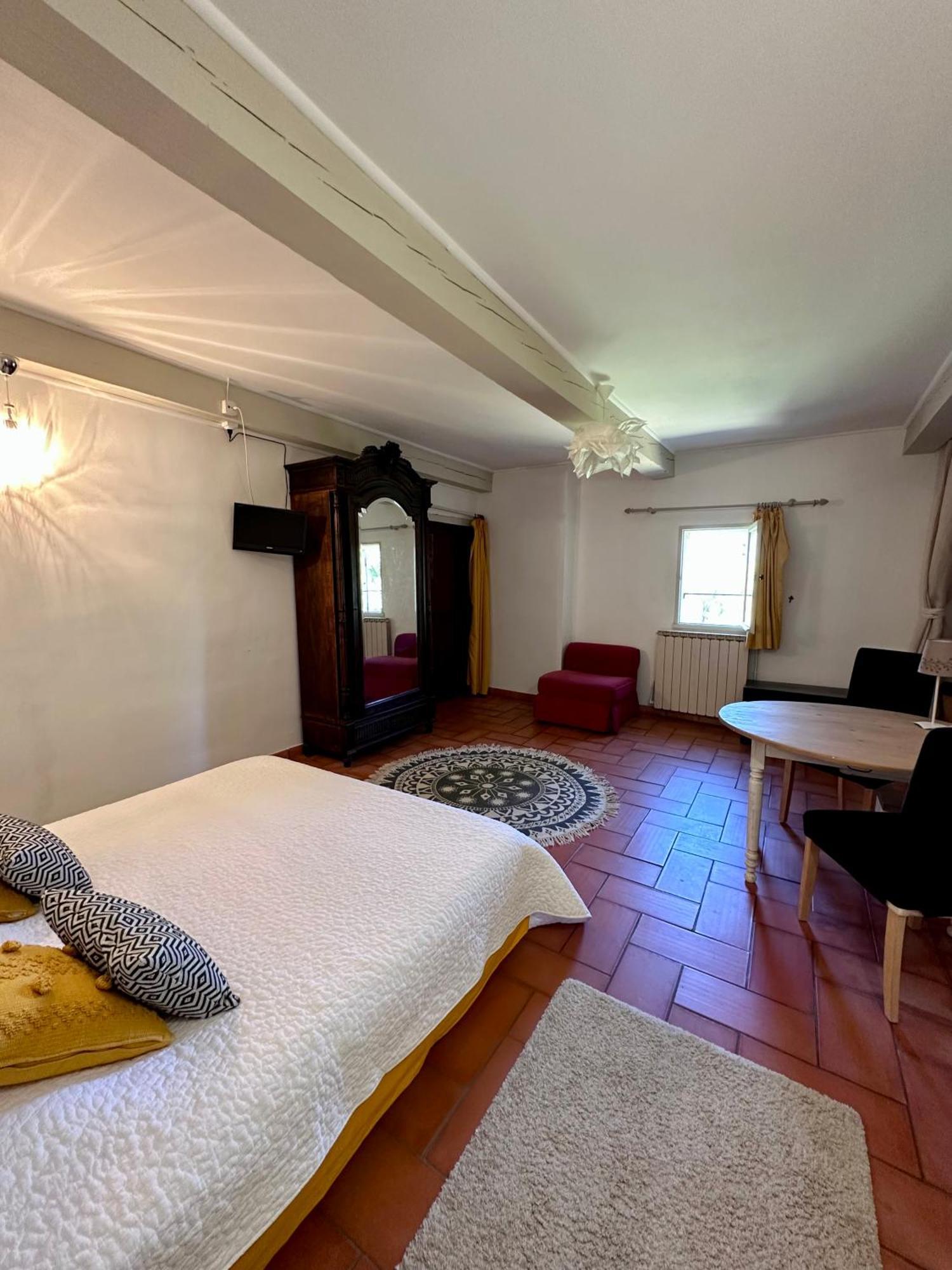 Moulin D'Antelon B&B Crillon-le-Brave Luaran gambar